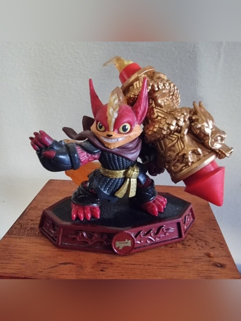 Skylanders Imaginators Flare Wolf Master Sensei Activision